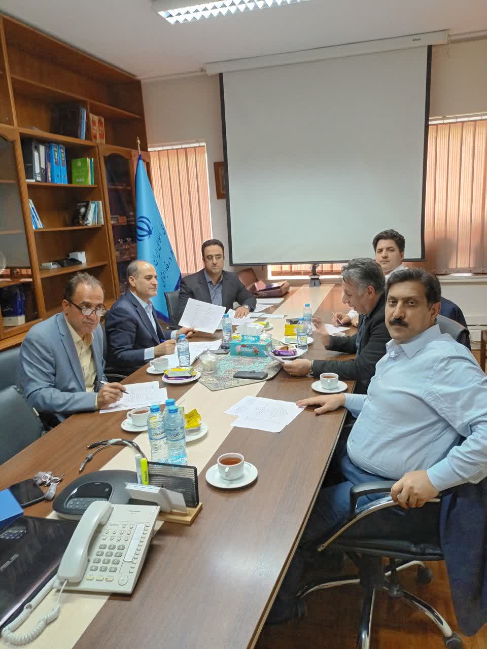 بیست و هفتمین جلسه هیئت مدیره کانون ملی کارآفرینان برتر رسمی کشور